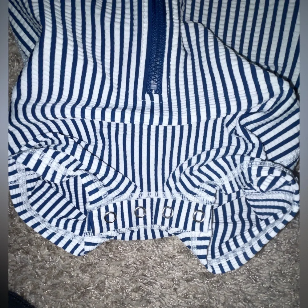 Kids Short-Sleeve Navy Stripe Rashguard Swimsuit